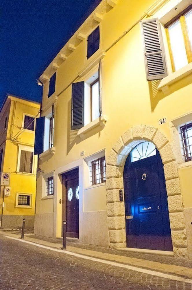 Romeo Giulietta Bed & Breakfast Верона Екстериор снимка
